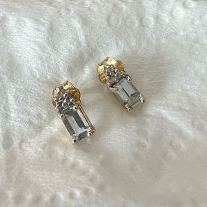 10K Gold Aquamarine earrings